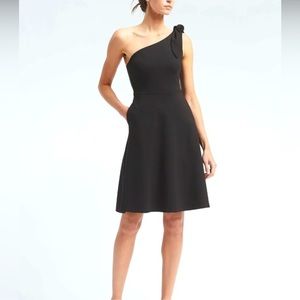 NWT Banana Republic One-Shoulder Ponte Knit Fit-and-Flare Dress